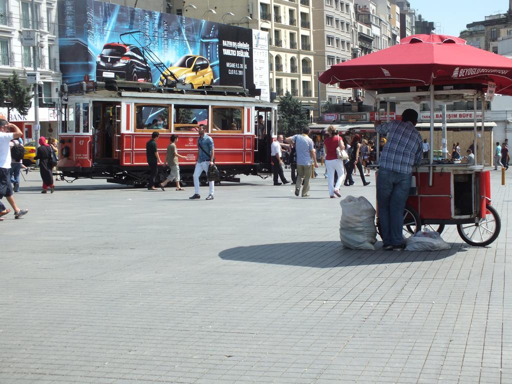 איסטמבול Taksim 9 Suites Apartments מראה חיצוני תמונה