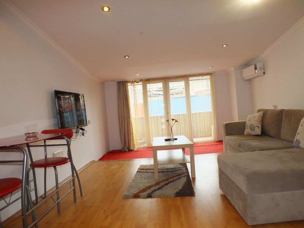 איסטמבול Taksim 9 Suites Apartments מראה חיצוני תמונה